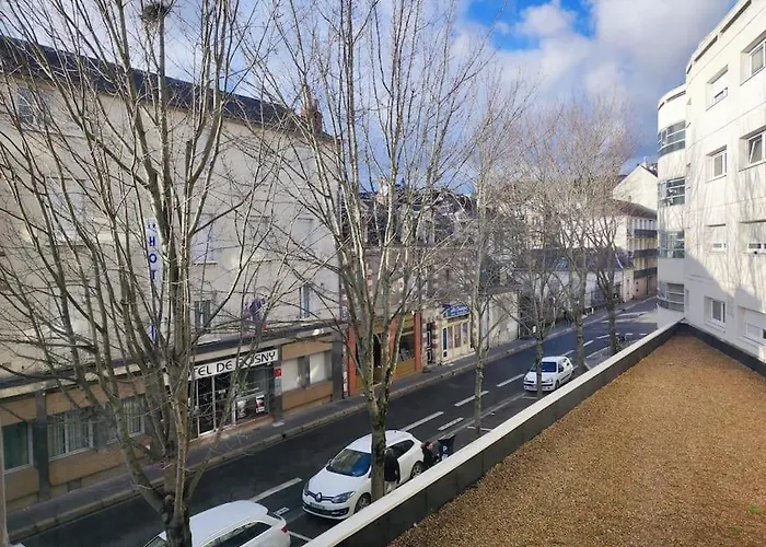 Апартаменты Le Ouistiti - 50 M De La Gare - Parking Prive