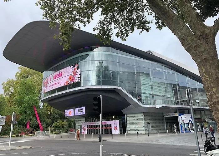 Le Ouistiti - 50 M De La Gare - Parking Prive Apartment
