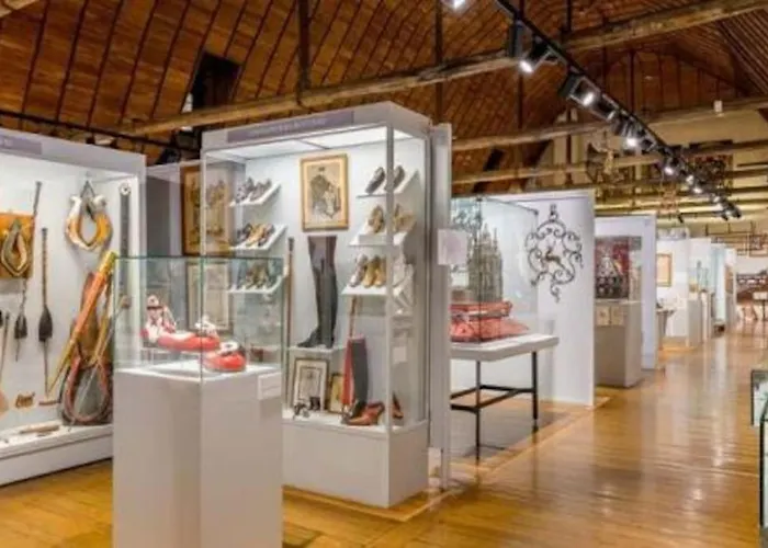 Le Ouistiti - 50 M De La Gare - Parking Prive Apartment *